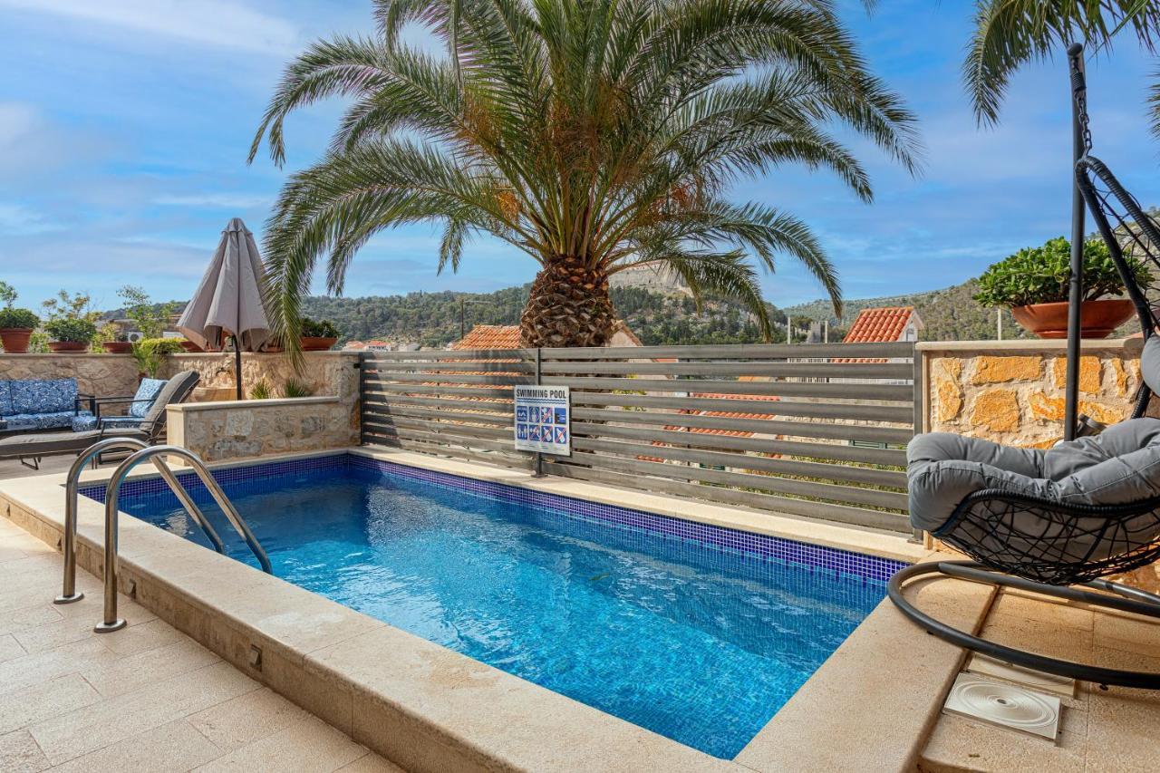 Villa Capitis In The Center Hvar Town Eksteriør bilde